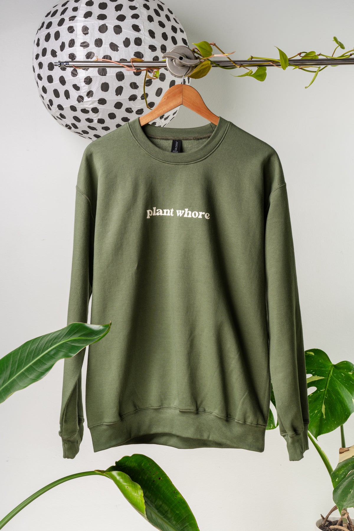 plant whore crewneck